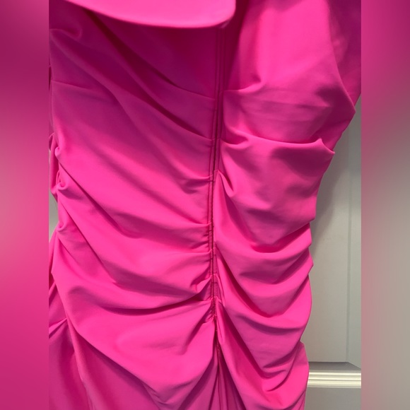 Lafemme Size 2 hot Pink Formal/Prom Dress - Picture 5 of 5